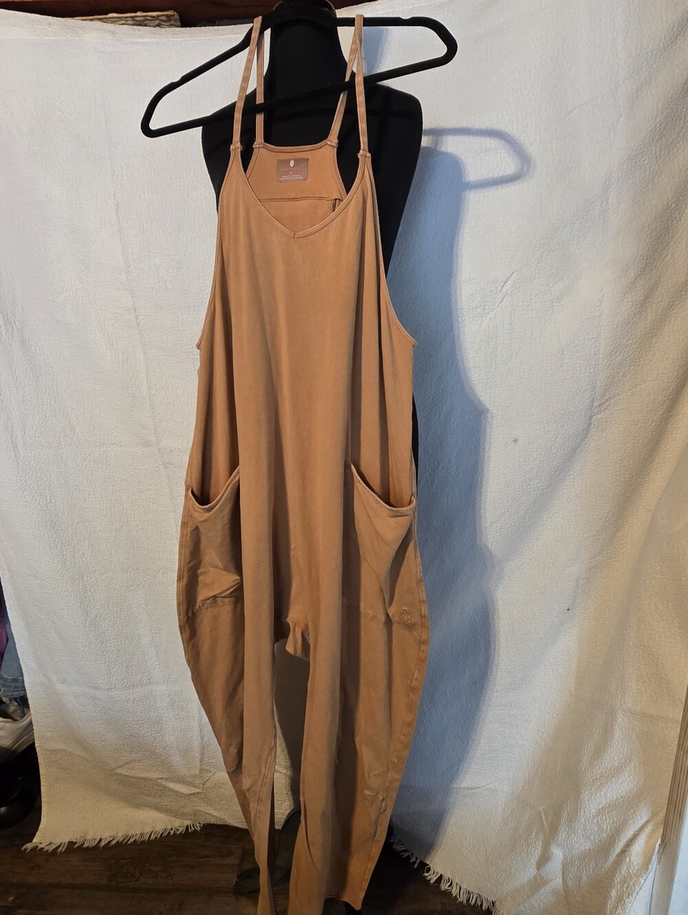 RARE FREE PEOPLE HOT SHOT ONSIE Relaxed Strappy Jumpsuit in Toasted Coconut